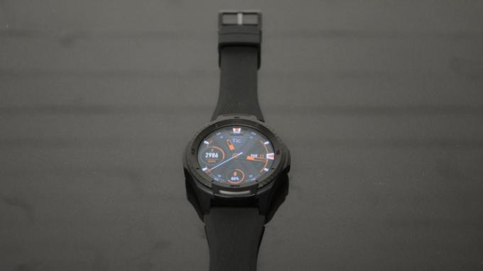 Recensione Mobvoi TicWatch S2: non sembra un aspetto, anche per gli standard degli smartwatch