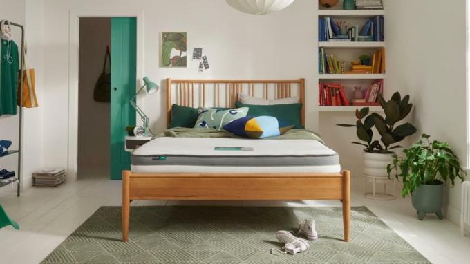 Legjobb matracok az oldalsó alvók számára: Kihúzza a tűket és tűket, és nyugodtan aludjon ezekkel a matracokkal
