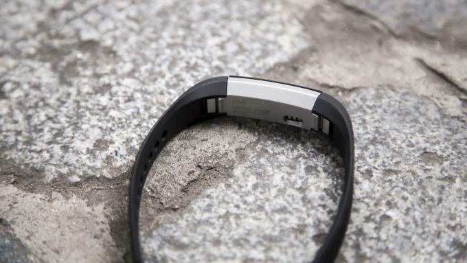 Pregled Fitbit Alta: Ni več pametnega nakupa, kot je bil