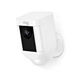 A Ring Spotlight Cam akkumulátor HD biztonsági kamerájának képe beépített kétirányú beszélgetéssel és sziréna riasztóval, fehér, az Alexával működik