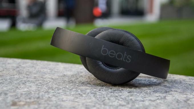 Beats Solo 3 κριτική: Ένα ξεχωριστό ζευγάρι ακουστικών