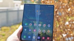 Usuários do Samsung Galaxy Z Fold 4 relataram protetor de tela interno descascando