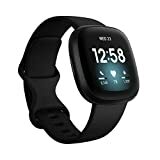 „Fitbit Versa 3 Health & Fitness“ išmaniojo laikrodžio vaizdas su GPS, 24/7 širdies ritmu, balso padėjėju ir iki 6 + dienų baterija, juoda / juoda