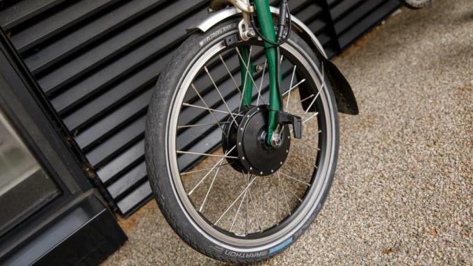 Swytch e-velosipēdu komplekta pārskats: lēti elektrificējiet savu saliekamo velosipēdu