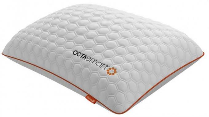 Geriausia pagalvėlė 2021 m.: Miegokite lengviau naudodami vieną iš mūsų mėgstamiausių mikropluoštų, „memory foam“ ir pūkines pagalves