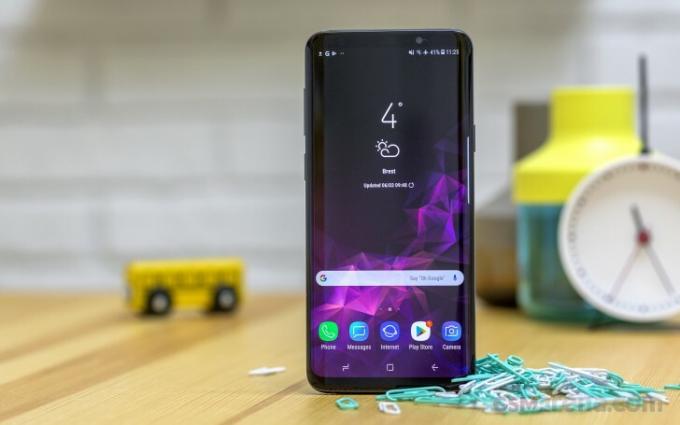 Samsung Galaxy S10, Ekran hoparlörü altında olabilir, SID 2018'de sergileniyor